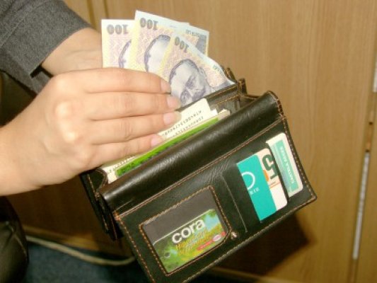 Un român lucrează dublu decât un ceh sau un polonez
